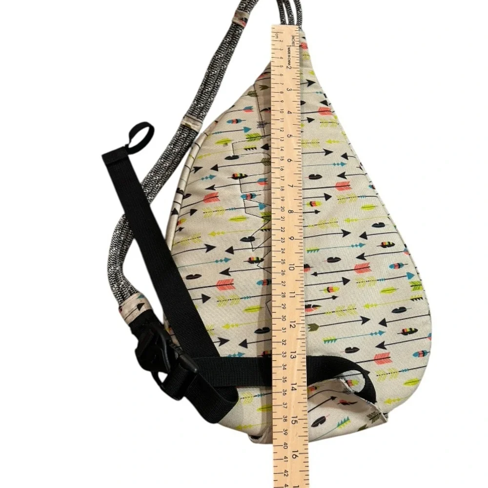 KAVU Rope Sling Arrow Dynamic BAG MESSENGER CROSSBODY Limited  Lg